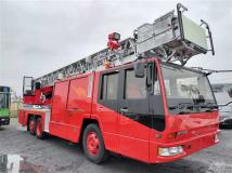 2001 Hino SuperDolphin