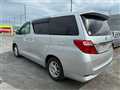 2013 Toyota Alphard