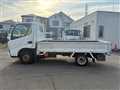 2004 Toyota Dyna Truck