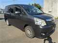 2013 Toyota Noah