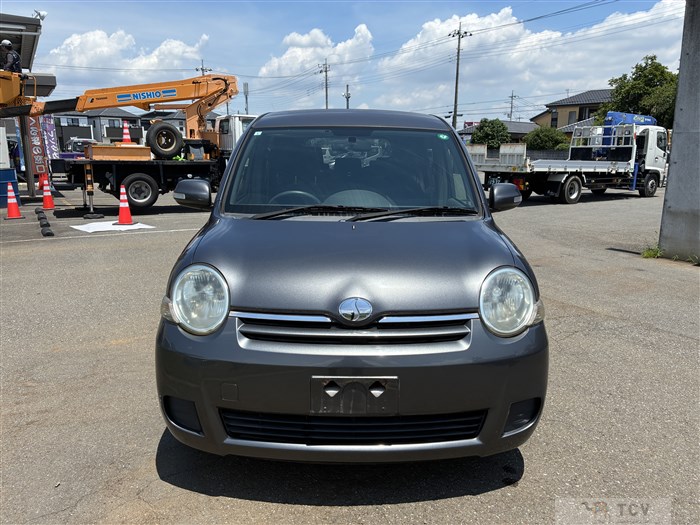 2013 Toyota Sienta