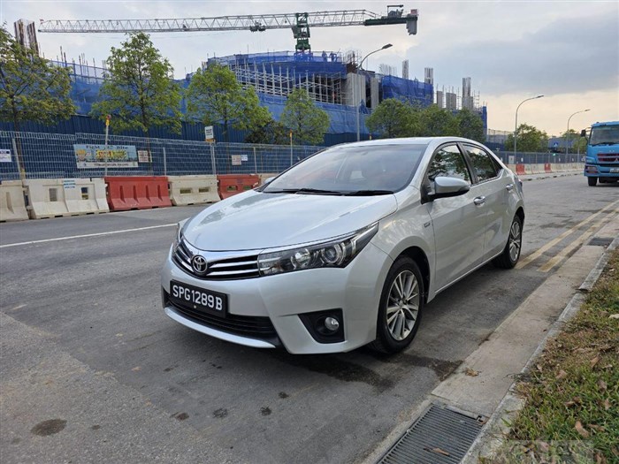 2016 Toyota Corolla Altis