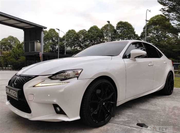 2016 Lexus IS