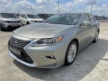 2016 Lexus ES