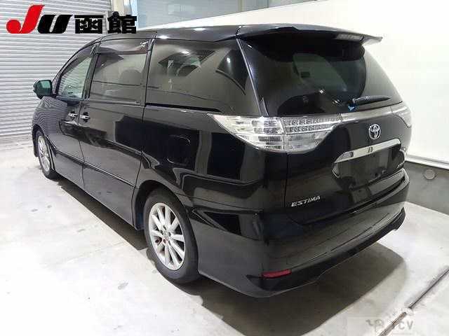 2011 Toyota Estima