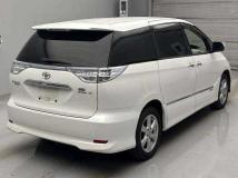 2010 Toyota Estima Hybrid