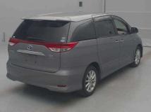 2014 Toyota Estima Hybrid