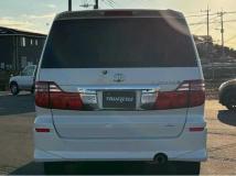 2006 Toyota Alphard
