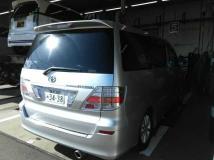 2005 Toyota Alphard Hybrid