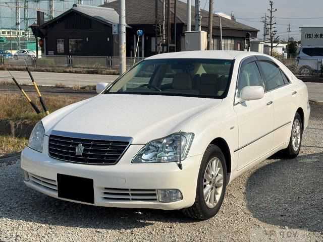 2004 Toyota Crown