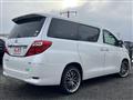 2009 Toyota Alphard