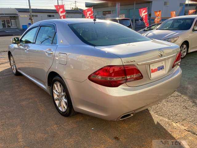 2008 Toyota Crown