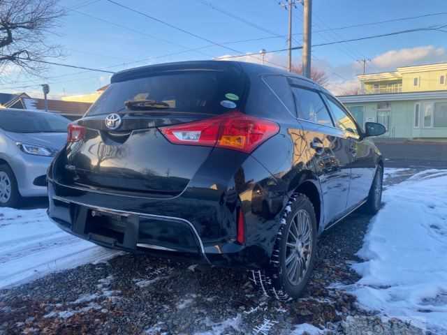 2013 Toyota Auris