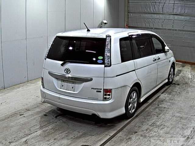2013 Toyota Isis