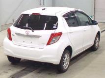 2011 Toyota Vitz