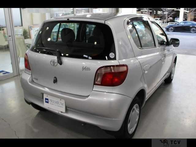 1999 Toyota Vitz