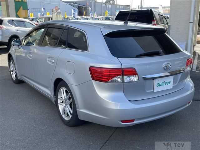 2013 Toyota Avensis Wagon