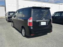 2009 Toyota Noah