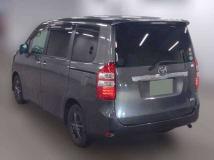 2012 Toyota Noah