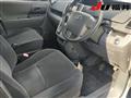 2010 Toyota Noah