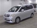 2013 Toyota Noah