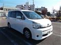 2011 Toyota Voxy