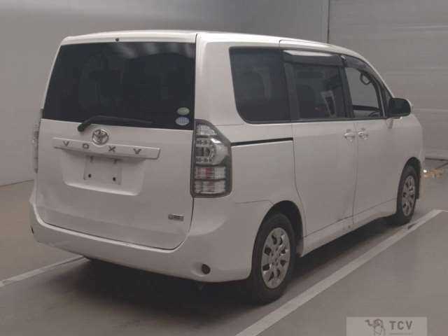 2012 Toyota Voxy