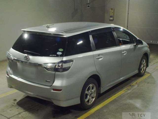 2013 Toyota Wish