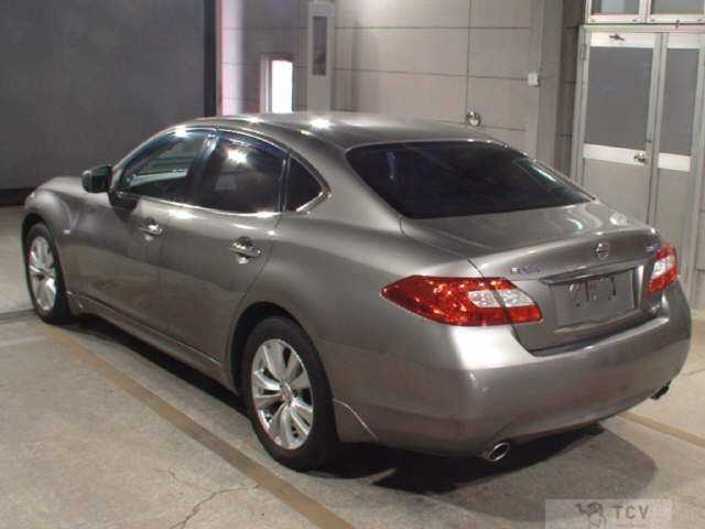 2010 Nissan Fuga