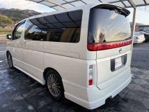 2004 Nissan Elgrand