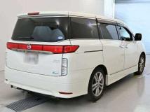 2011 Nissan Elgrand
