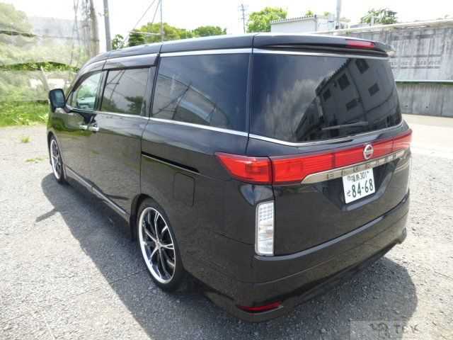 2010 Nissan Elgrand