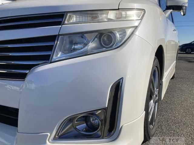 2013 Nissan Elgrand
