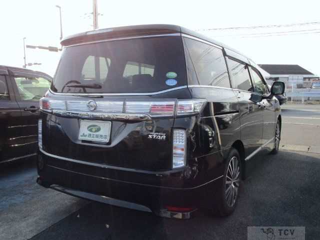 2014 Nissan Elgrand