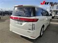 2012 Nissan Elgrand