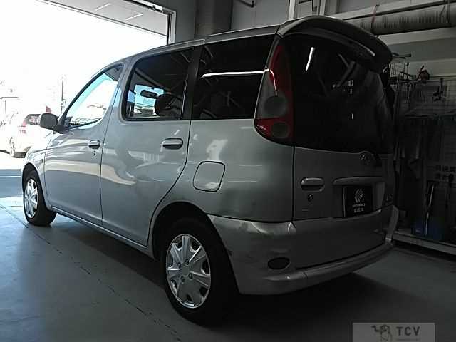 2001 Toyota Fun Cargo