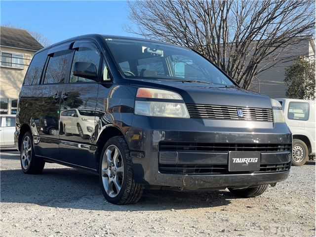 2002 Toyota Noah