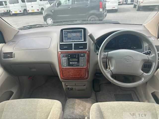 2001 Toyota Gaia
