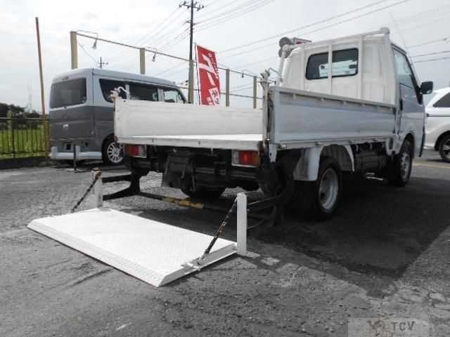 2003 Nissan Vanette Truck