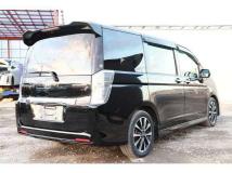 2013 Honda Step WGN