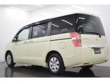 2013 Honda Step WGN