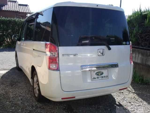 2011 Honda Step WGN