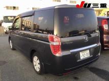 2013 Honda Step WGN