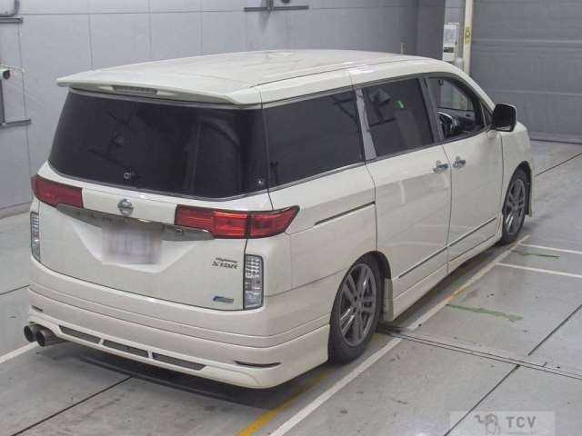 2010 Nissan Elgrand