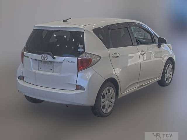 2011 Toyota Ractis