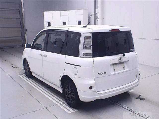 2012 Toyota Sienta