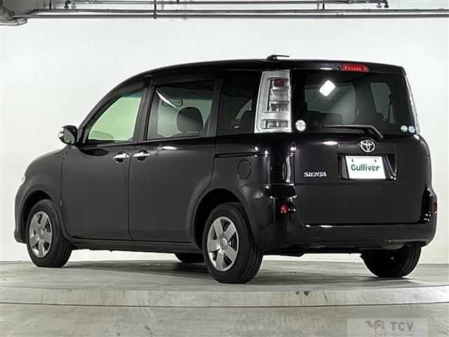 2013 Toyota Sienta