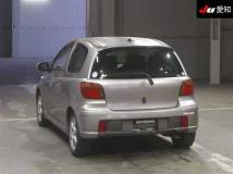 2004 Toyota Vitz