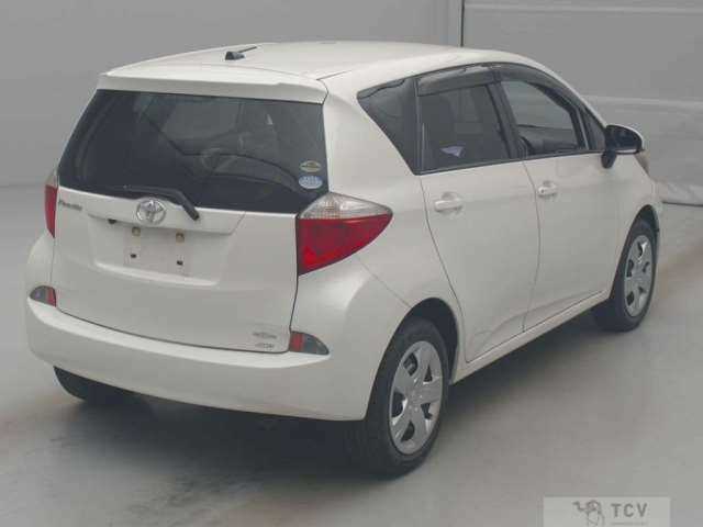 2012 Toyota Ractis