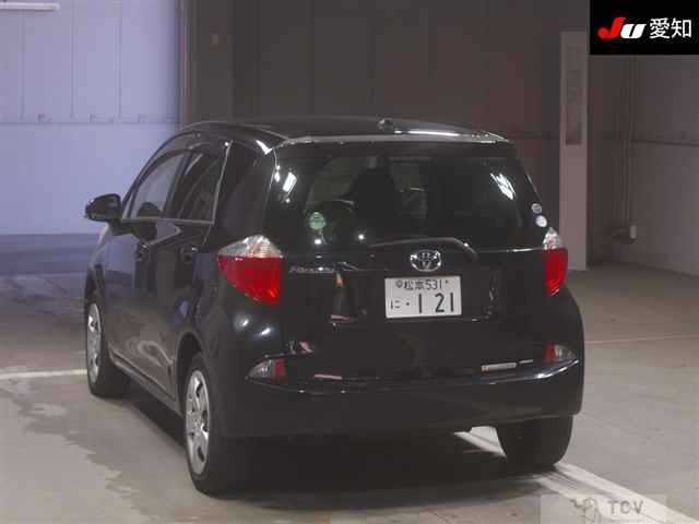 2011 Toyota Ractis